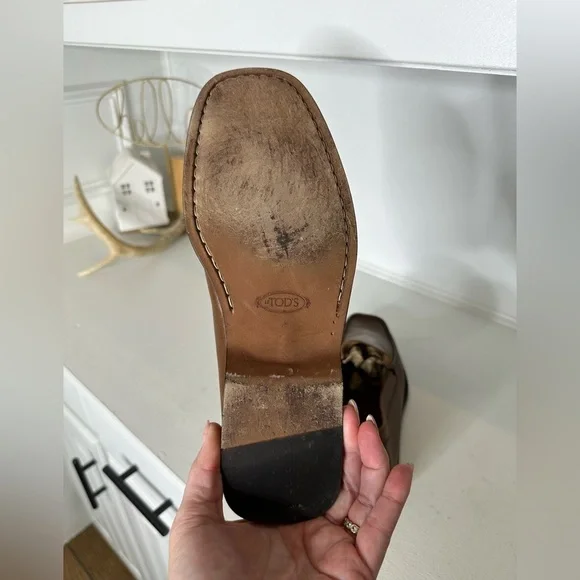 Tod’s Men’s Leather Loafers Tan Slip-On Quiet Luxury Size 8.5 US Made in Italy - Picture 8 of 10